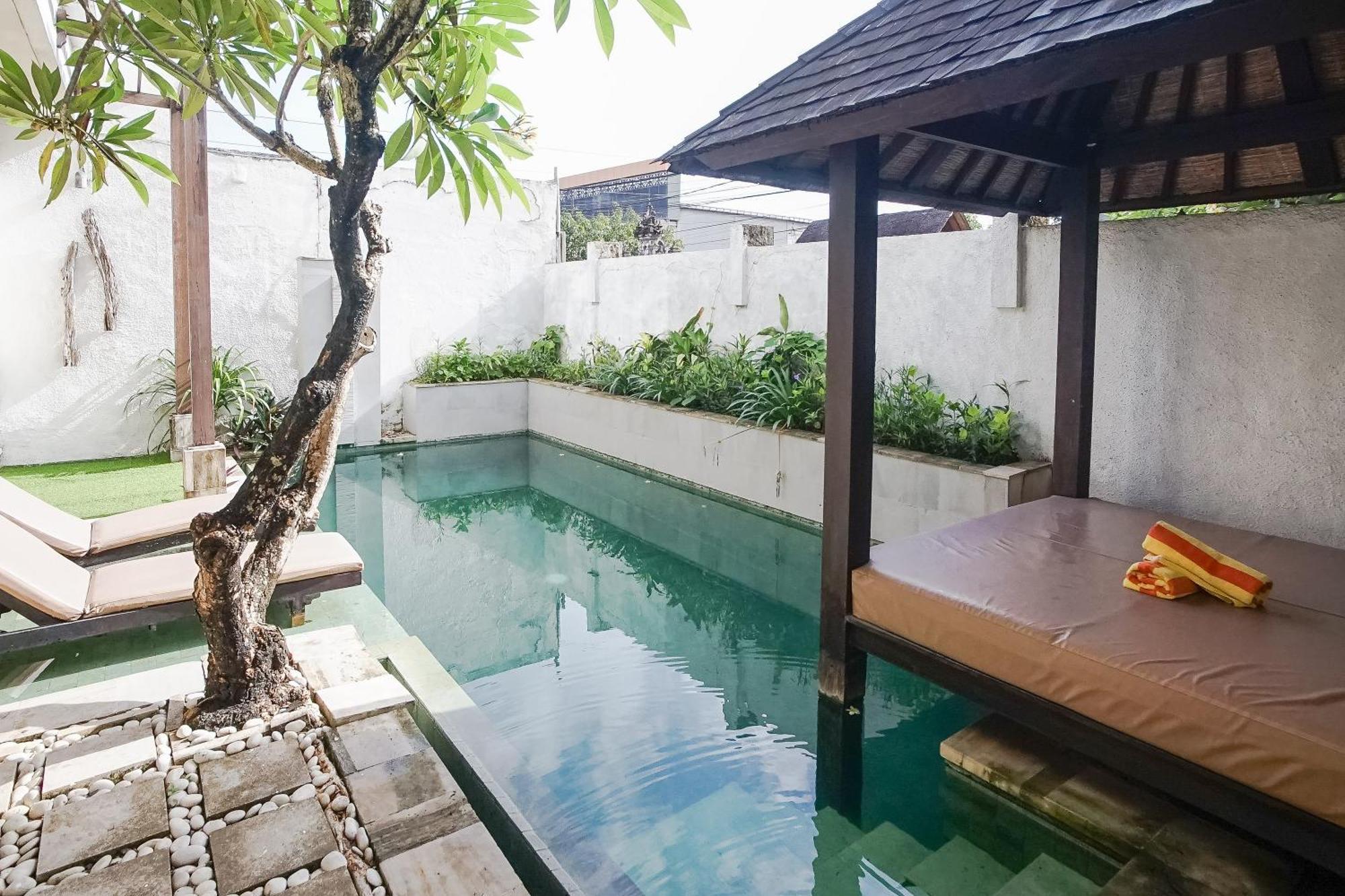 Queen Rose Villa & Spa جيمباران المظهر الخارجي الصورة