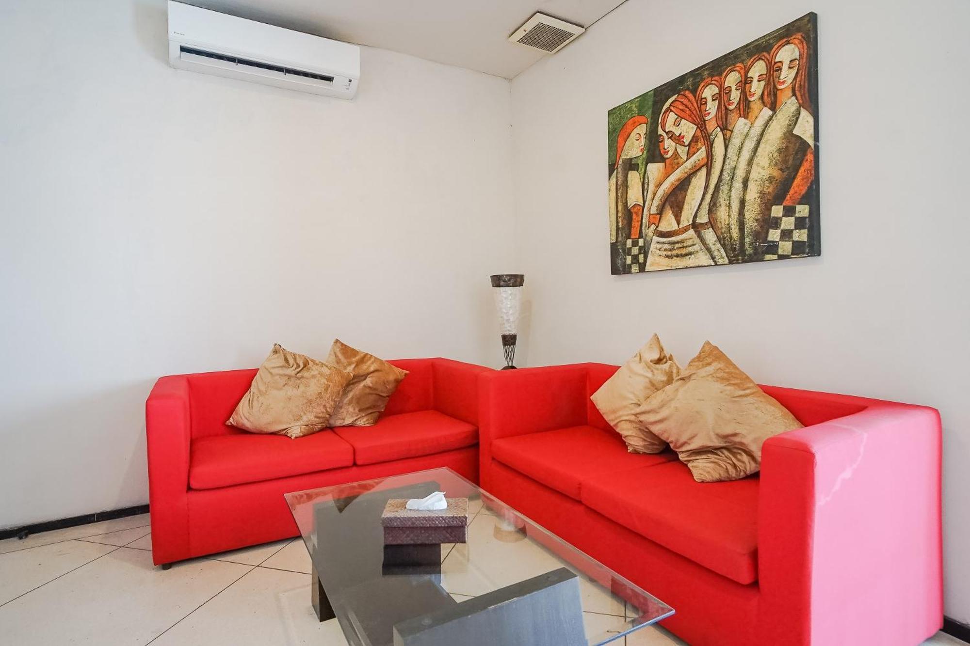 Queen Rose Villa & Spa جيمباران المظهر الخارجي الصورة