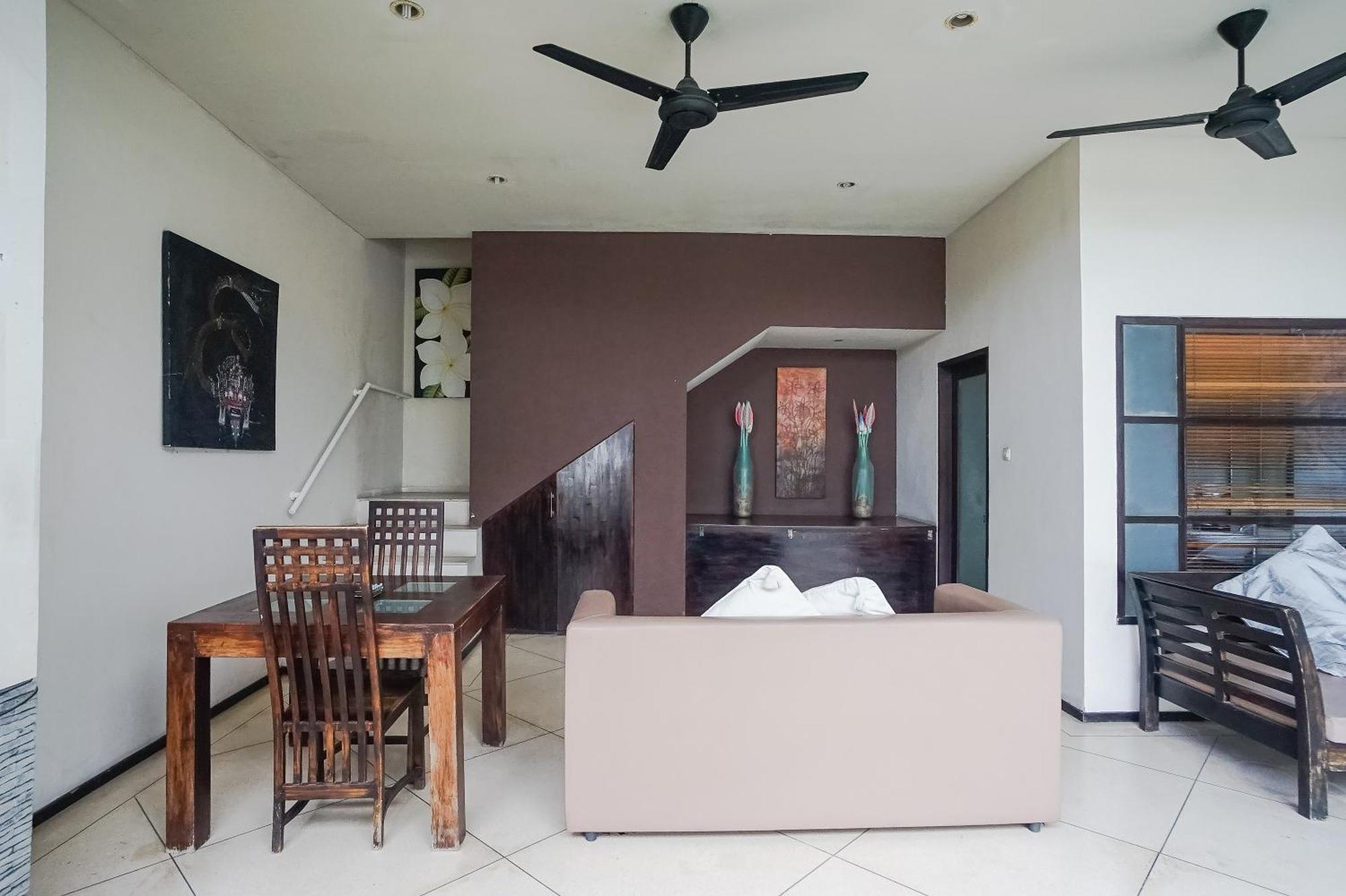 Queen Rose Villa & Spa جيمباران المظهر الخارجي الصورة