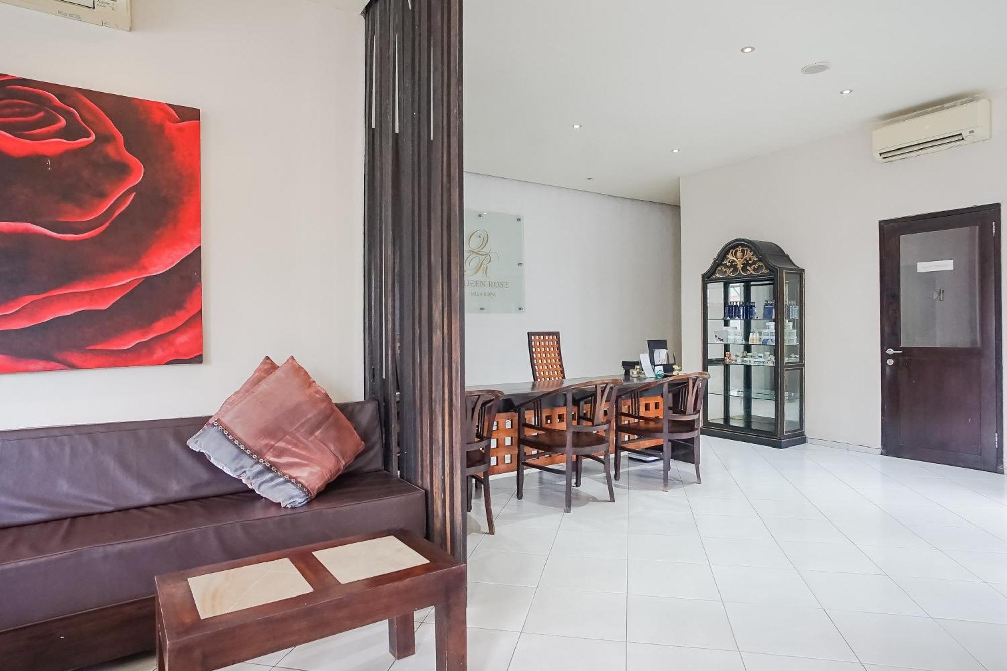 Queen Rose Villa & Spa جيمباران المظهر الخارجي الصورة