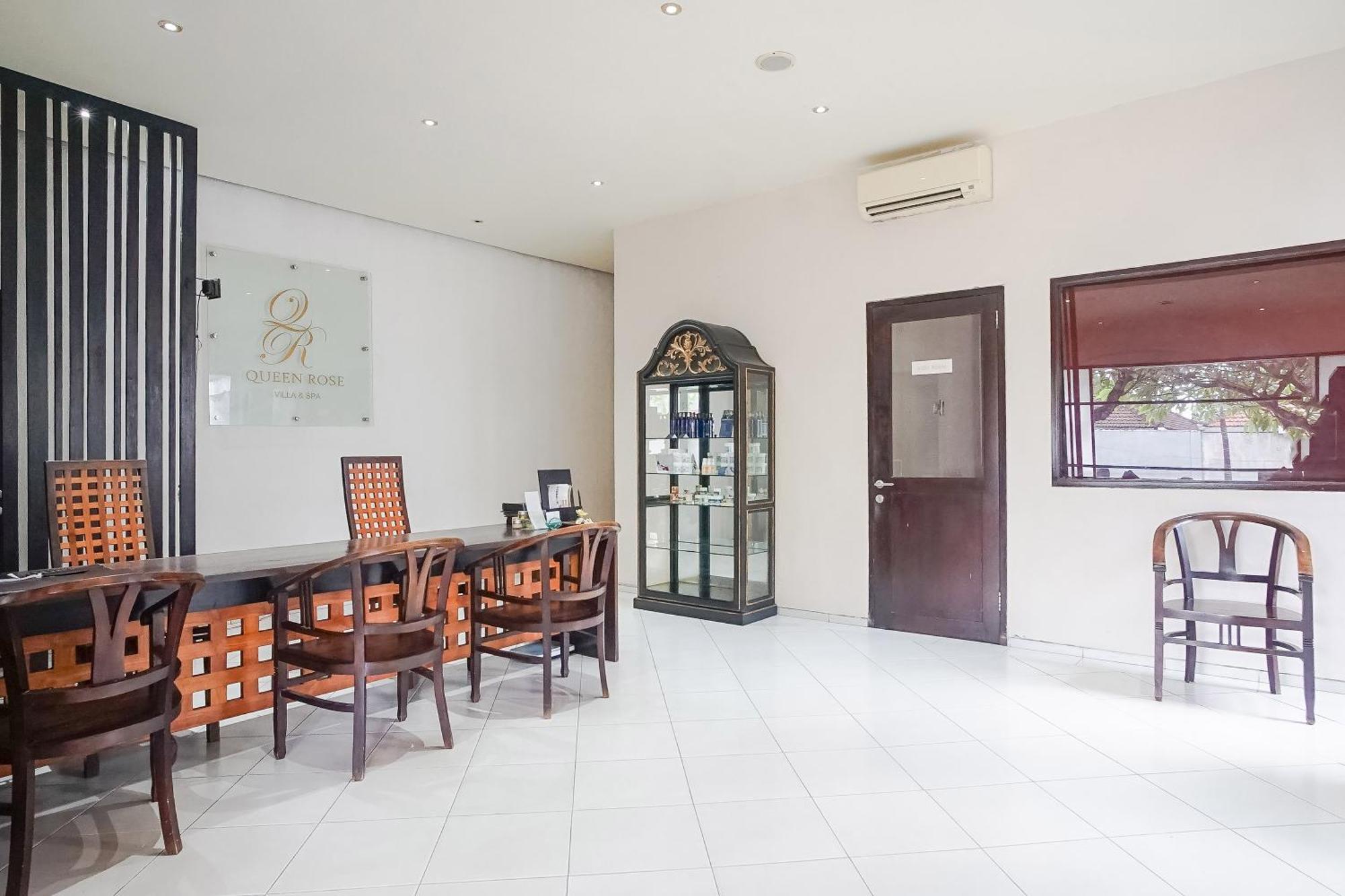 Queen Rose Villa & Spa جيمباران المظهر الخارجي الصورة